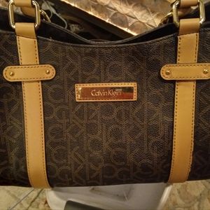 Calvin Klein matching purse and wallet
